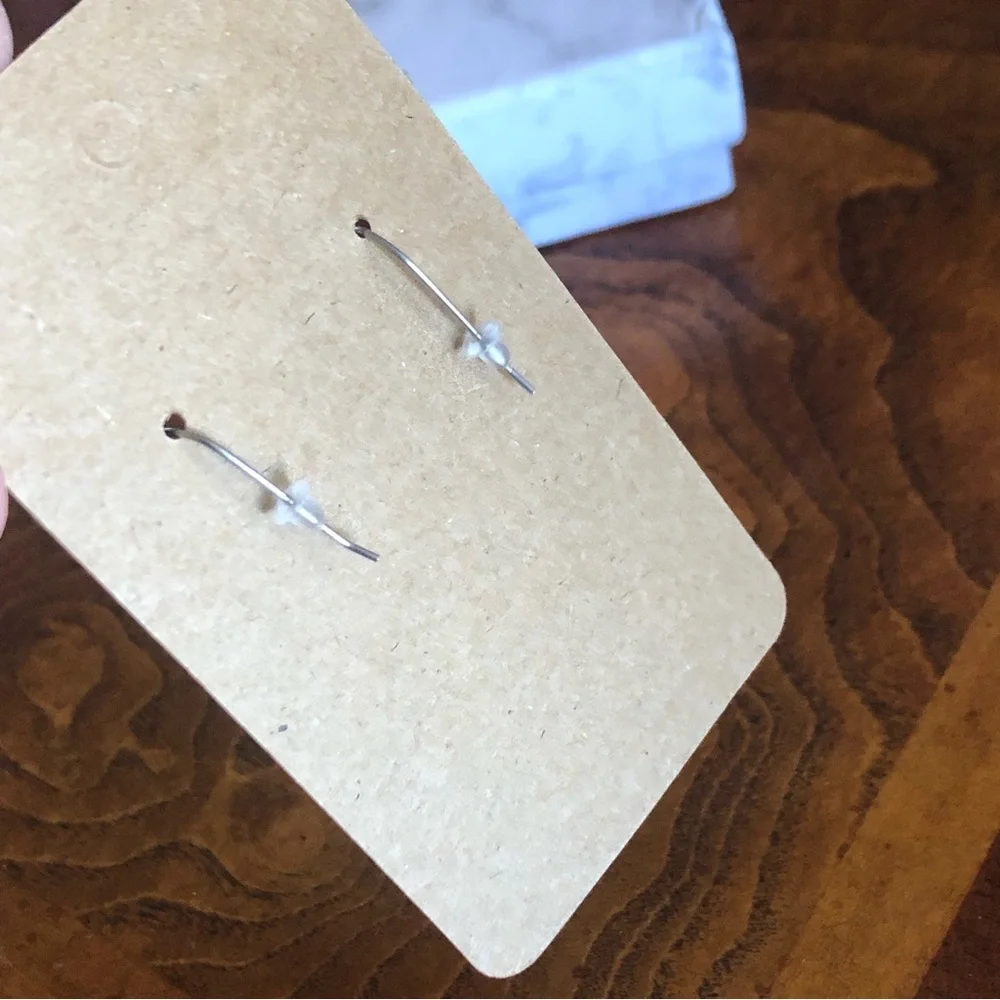 Purple beaded disc dangle earrings - Picture 3 of 3